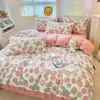 Set di biancheria da letto 150/180/200CM Lenzuolo in velluto corallo rosa fragola Copripiumino Federa Set di biancheria da letto invernale caldo in quattro pezzi M038-11 231110