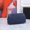 Chain Denim Bag Flip Shoulder Handbag Artificial Leather Hardware Buckle Letter Zipper Inner Pocket Hemp Lokomotivväskor Hög kapacitet Dubbelhandtag