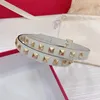 Kadınlar için Kemerler Tasarımcı Klasik Düz Renkli Altın Lüks Tasarımcılar Kemer Vintage Pin İğne Toka Kemerleri 2 Renk Genişliği 2.0 cm Günlük Moda Güzel