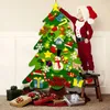 クリスマスの装飾は、32個の取り外し可能な装飾品を備えた洗練されたDIYフェルトツリーストリングライトホリデーパーティー装飾木の供給231110