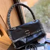 2024-Luxury Nappa Borsa a tracolla Moda Donna Pelle con patta Lettera Busta decorativa Borsa Inverno Tessuto di lana Giuntura Denim Borsa Designer Piccola