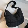 Sacos de noite Grande Capacidade Crossbody Bag Leve Mulheres Nuvem Bolha Grande Quadrado Alça de Ombro Ajustável para Compras Viajando