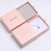 Smycken påsar 50st rosa papperslåda anpassad personlig logotyp chic liten juvelförpackning bulk lådkartong