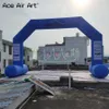 Arco publicitario inflable RegioBank de 7,9 m de ancho x 5,1 m de alto con bandera para competición o evento deportivo escolar