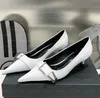 Projektanci ubieraj buty na pięcie pompki wstążki gianni obcasy kobiety ozdobne wieczorne ślubne buty ślubne buty