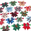 Vêtements pour chiens 50pcs Noël chien noeuds papillon bonhomme de neige cerf petit chien cravates accessoires de toilettage fournitures pour animaux de compagnie chien chat Noël animaux accessoires 231109