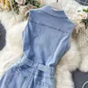 Hong Kong Style Women's Jumpsuit Korean version Retro Breasted spetsar upp midjan upp bantande rakt benbrett ben denim jumpsuit