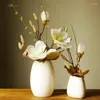Dekorativa blommor Kinesiska imitation Flower Magnolia Suit Artificial Ornament Bouquet Plastic Indoor Living Room Decoration