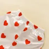 Set di abbigliamento 1-6Y pigiama per bambini e bambine set pigiama estivo per bambini bavero a maniche corte pigiama stampato a forma di cuore per bambini 230410