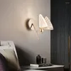 Lampa ścienna 2023 Butterfly Lightsury nowoczesne proste kreatywne nordycka el sypialnia telewizja LED Trójkolorowa