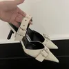 Kleid Schuhe Metall Schnalle High Heels Sandalen Frauen 2023 Sommer Spitz Silber Party Frau Koreanische Stil Dünne