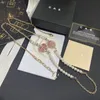 Collana regalo di amore di alta qualità Collana di diamanti di fascia alta di stile di moda Collana di ciondolo di marca di design Collana di gioielli di marca di lusso di Natale Collana di regali per feste di nozze