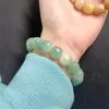 Charm-Armbänder, grünes Yin-Haut-Bodhi-Armband, weiße Jade-Wurzel, umwickelter Finger, allmähliche Veränderung, alter Typ, Eimerperlen, spielend, weiblich