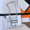 Hänghalsband bleknar aldrig lyxdesigner hänge halsband designers rostfritt stål pläterat brev för kvinnor bröllop smycken utan låda