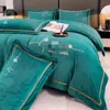 Inverno amor cavalo cama laranja quatro conjuntos de luz luxo de alta qualidade quente dupla face coral veludo capa hatcomforter conjunto