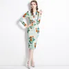 Sexy Slanke Bloemen Feestjurk Baljurk Dames Designer Lange Mouwen V-hals Gordel Strikomslag Hippe Vakantiejurken 2023 Lente Herfst Runway Lange Mouwen Groen Midi-jurken