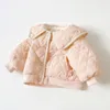 Manteau en duvet pour bébés filles, hiver 2023, Plus velours, veste matelassée épaisse à fleurs pour enfants, Cardigan rembourré en coton pour l'automne 231109
