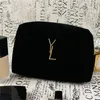 Woman Designer Y Cosmetic Bag Fashion Makeup Bag Velvet Black Make Up Bag Portable Washing Bag Brand Toiletry Kits Pack De Maquillage