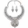 Conjuntos de joyería de boda Ztech Conjunto de collar vintage con pendiente de cristal Exagerado Gran marca de lujo Encanto Collar llamativo Conjunto de joyería colgante 231109