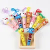 1pc mignon multicolore en bois sifflets enfants fête d'anniversaire faveurs décoration bébé douche fabricant de bruit jouets Goody sacs Pinata cadeaux