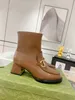 Buty designerskie Buty dla kobiet moda z kwadratowymi buty na głowę luksusowe skórzane środkowe i wysokie obcasy 5,5 cm 7,5 cm Martin Boots Rozmiar 35-41