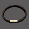 Bracciale da uomo di marca di moda V Bracciale di lusso Bracciale in pelle scozzese monostrato Modello grigio Bracciale di design di alta qualità