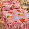 Falda de cama Ropa de cama de encaje de princesa con juego de sábanas de terciopelo de cristal grueso grande invierno cálido algodón boda colcha 230410