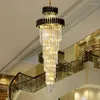 ペンダントランプ豪華なモダンなクリスタルシャンデリア階段のためのゴールド/ブラックヴィラエルロビーサスペンションライトロフト照明装飾