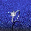 Pierścień Diamond Moissanite S925 Srebrny srebrny Moissanite Pierścień Wedding Party Bride Pierścień Europejska i amerykańska gorąca moda Ring Pierścień Walentynki Gift SPC