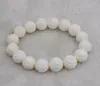 Bracciale annodato con gemme di perle sciolte in corallo bianco da 12 mm, filo 12,5 cm