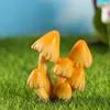 Décorations de jardin 1 PC Figurines en résine de champignon Miniatures décoratives Micro Paysage Doll House DIY Ornements 2023