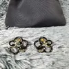 Серьги-гвоздики 2023, трендовый дизайн телефонной катушки с цветком для женщин, вечерние, милая, индивидуальная, простая модная распродажа, роскошные ювелирные изделия