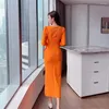 Повседневные платья оранжевого цвета для женщин 2023, модное корейское платье с v-образным вырезом и длинными рукавами, элегантное вечернее платье с оборками на бедрах