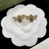 스터드 귀걸이 패션 작은 신선한 성격 디자인 감각 꿀벌 귀여운 모든 단순한 기질 한국 버전