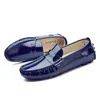Zapatos para hombres italianos de lujo de lujo de lujo mocasines genuinos mocasines de cuero ligero deslizamiento transpirable en zapatos en barco