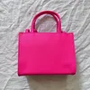 Sac à main de créateur Couleur pure Sacs fourre-tout de haute qualité Deux tailles disponibles Espacement interne Sac à aisselles de grande capacité Automne Hiver Sacs en peluche Utilisation générale