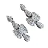 Серьги-гвоздики 2023, модный серебряный цвет для женщин, подарок на вечеринку, ювелирные изделия, оптовая продажа, Рождество E033