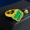 marchio di lusso trifoglio orecchini di design braccialetto collane con pendente anello 18k oro pietra verde collana di fascino bracciali orecchino anelli di orecchio gioielli da sposa
