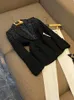 2024 Herfst Zwart Effen Kleur Hot Boren Blazer Blazers Lange Mouw Notched Revers Enkele Knop Slanke Uitloper Jassen O3N022610