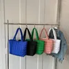 Avondtassen grote capaciteit winter schoudertas massief nylon handtassen katoen casual tote voor vrouwen mode topgreep