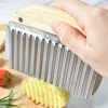 Patates Fry Cutter Paslanmaz Çelik Patates Çip Dallatıcı Dalga Bıçak Kıyıcı Tutuşlu Bıçak Havuç Dilimleyici Sebze Araçları Q705