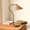 Lampy stołowe lampa w stylu nordyckim francuskie biurko LED biurko japońska literatura i sypialnia artystyczna nocne światła światła vintage