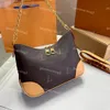 حقائب مصممة أكياس الكتف حقيبة جلدية حقيقية فاخرة زهرة قديمة حقيبة يد ذات سعة كبيرة سعة السلسلة الذهبية المنقوسة أكياس كروسوديس 2023