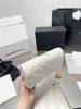 Bolsas de ombro Totes 2023 Fasion andbag Luxury Designer Bag Popular Love Cowide Bag Single Women's Bag Clássico Fasion Mini Crossbody Bagqwertyui879