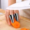 Nouveaux 1 à 5 pcs épluche châtaignes gadgets blindés de poulet tête de poulet à légumes multifonctionnels coups de main de garde de main de la main