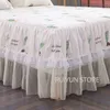 Bed rok ly kanten bedrukte bedrok couvre verlichte niet-slip matras deksel leerscheer slaapkamer bed cover bed rok voor bedekken 230424