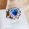 Anelli a grappolo Anello fantasia per donna Moda blu brillante zircone a forma di cuore gioielli con diamante nuziale 925