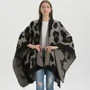 Szaliki Vintage Lopard Capes Kobiety ciepłe szal Owijanie Zima imitacja kaszmirowa bufanda mujer paszmina luźne płaszcze eleganckie płaszcze ponchos