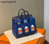 Designer väskor kvinnors handväskor hus väska handgjorda vaxtråd som sy bk20cm väska krokodil hudmontering hus midnatt blå silver spänne handväska palm läder