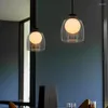 Hangende lampen Noordse restaurants pubs bars cafés kleine kroonluchters moderne eenvoudige kunst creatieve slaapkamer huisdecor grijs glazen verlichting armaturen